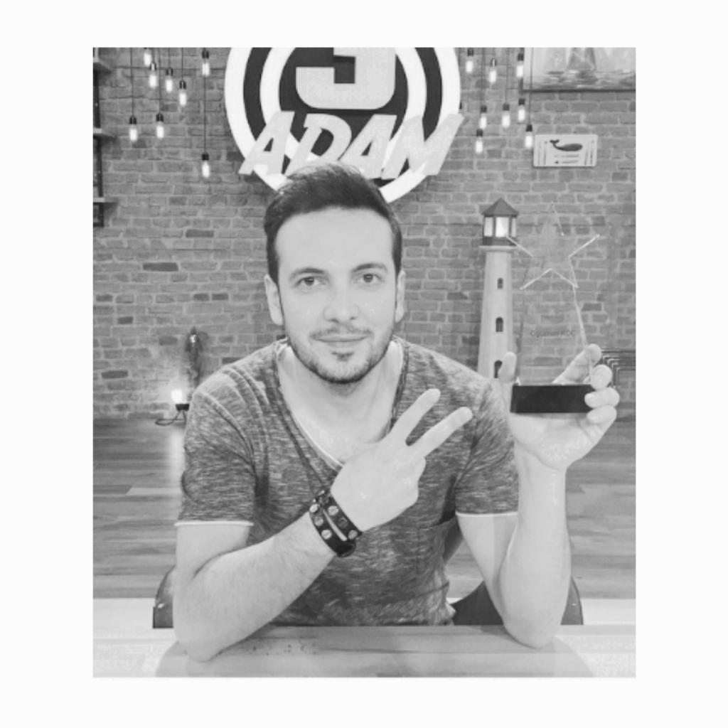 shopcukizlar's tweet photo. Oğuzhan koç iconları.🎉Rt+fav yaparak alabilirsiniz.🎀 http://t.co/ypmjW2S4Eq