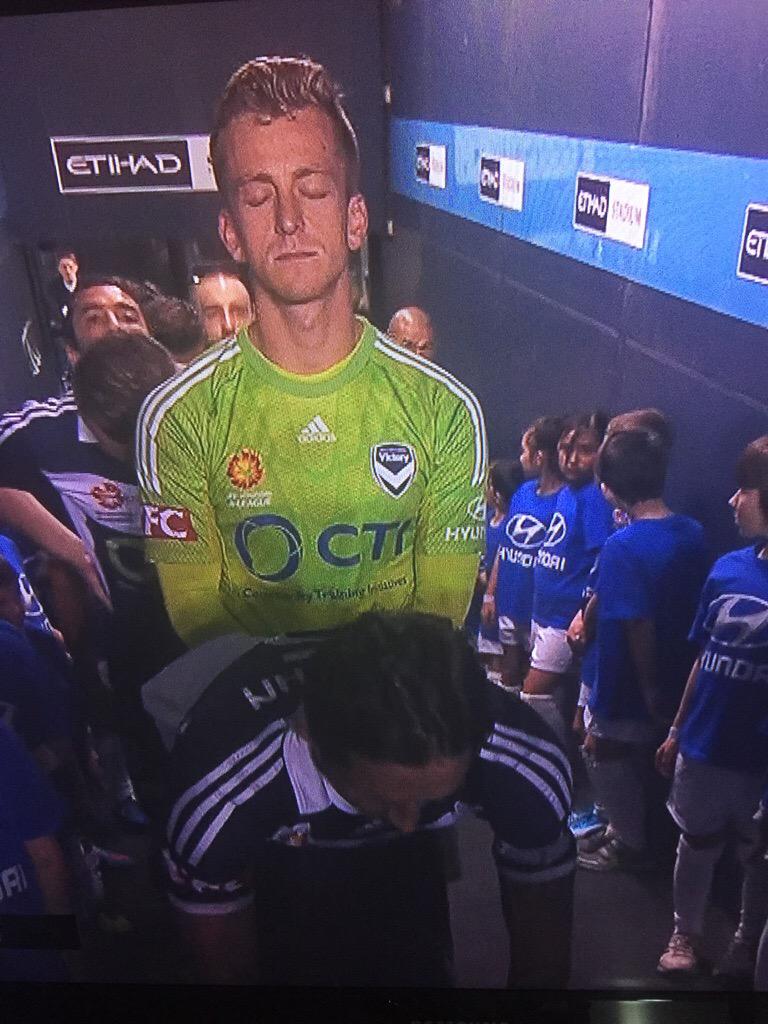 fraser_chalmers's tweet photo. enjoy the finals melbourne #MelbDerby  #ALeagueFinals #ohwhatafeeling http://t.co/RB4vfwvYkR