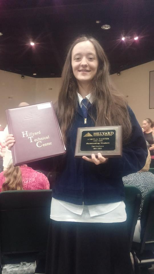 myorangebonnet's tweet photo. Congrats, Angela @easterchickenz on your Hillyards Passport and OUTSTANDING student awards! @CHS_Indians @StJoeFFA http://t.co/kIbsQzWUIW