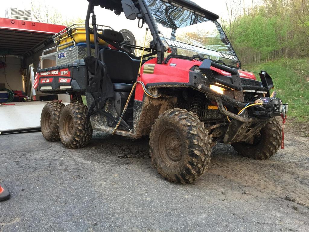 WoodstockFD67's tweet photo. @KimtekCorp 67-16 after 13 miles of patrolling the fire line on the overnight deployment at the #FirestFire http://t.co/G9PePgjtUa