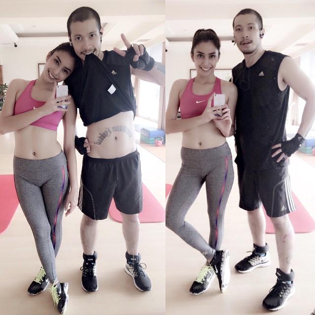 InstaArtis's tweet photo. Tyas Mirasih: My best workout partner 😘
#fitness #gym #exercise #sweat #exercisehard #love #traintogether #fitcoupl… http://t.co/qvB4PwK4xx