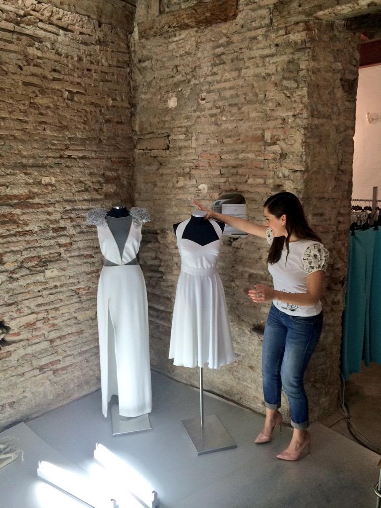 mariafrances's tweet photo. @RokoOficial la primera sorpresa de uno de los #bloguertour @GRestademoda #GRestademoda http://t.co/AyVmL9Bb6j