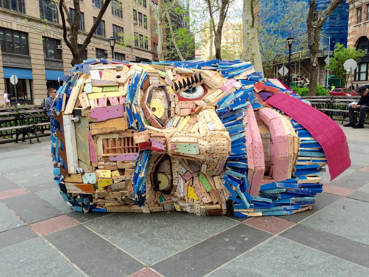 NYCParks's tweet image. Check out Head of Goliath, a new artwork made of NYC’s debris, on view at Tribeca Park: on.nyc.gov/1P69ANS