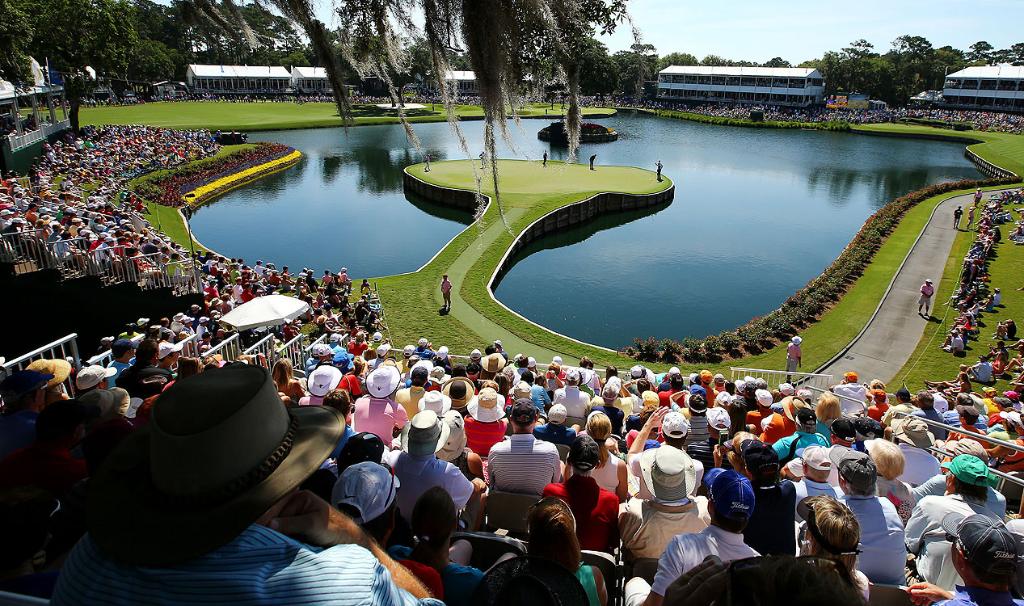 PGATour's tweet photo. Balls in the water on No. 17:
2014 -- 28
2015 -- 31 and counting ...
#PGATOUR http://t.co/D9opPCH63P