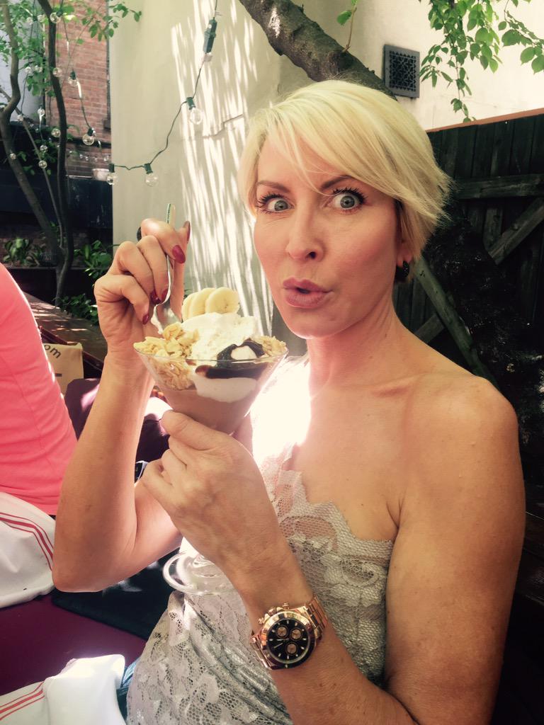 heatherofficial's tweet photo. Yeehaa, @heatherofficial pure food and wine has reopened in New York hallelujah @PureFoodandWine http://t.co/Yg8IXjzwjj