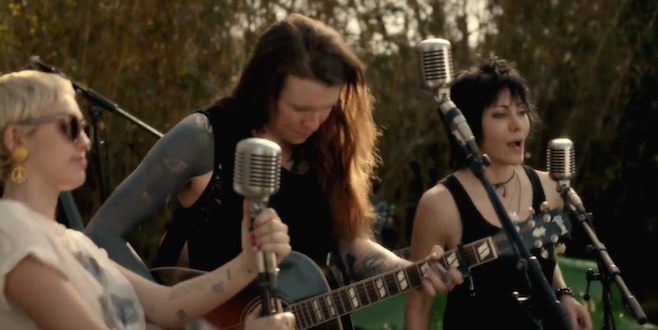 Against Me!'s Laura Jane Grace, Joan Jett, and Miley Cyrus Cover the Replac... #music goo.gl/xigQ3F