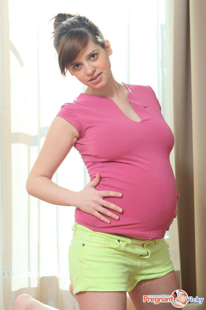 Sexy Pregnant Fingering - PregnantGirls ar Twitter: â€œSexy #Teen Vicky Oils #Pregnant ...