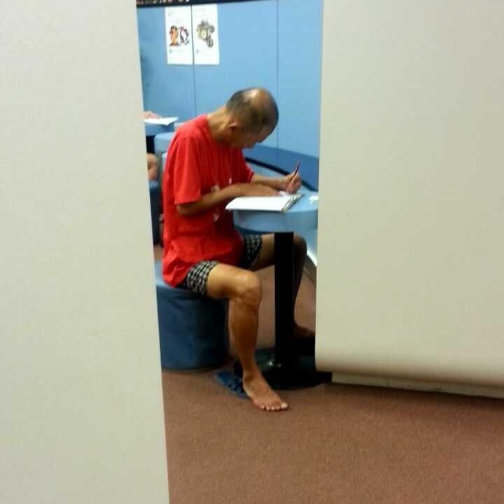 sweetpsych0thic's tweet photo. I respect him. Salute bruh. http://t.co/eyuz6EmDnT