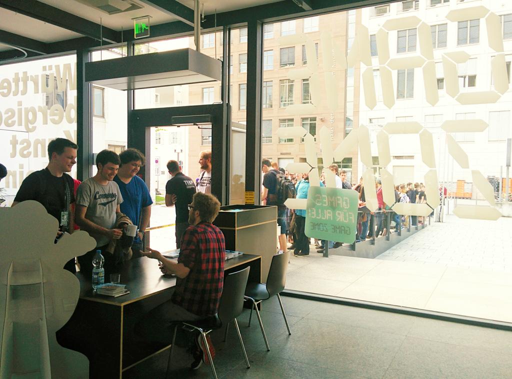 Es geht los!! #nils #rocketbeans #itfs #gamezone