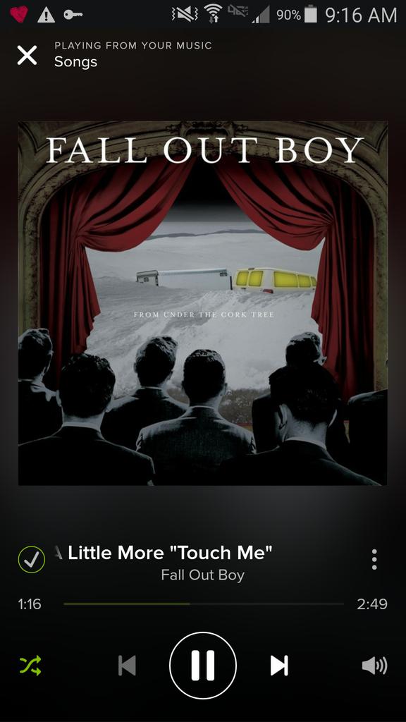 BargerMikayla's tweet image. Because fallout boy is life #falloutboyfriday #longsongtitles #musicjunkie