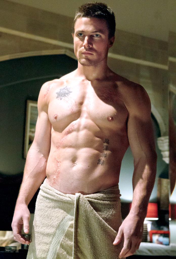 Happy birthday to Stephen Amell  