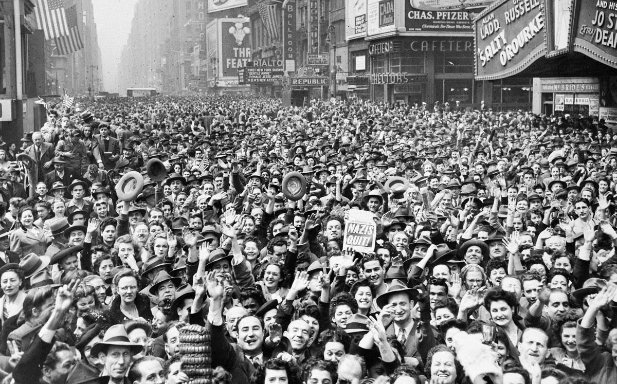 NYT Archives on Twitter "Crowds gather in Times Square to celebrate V
