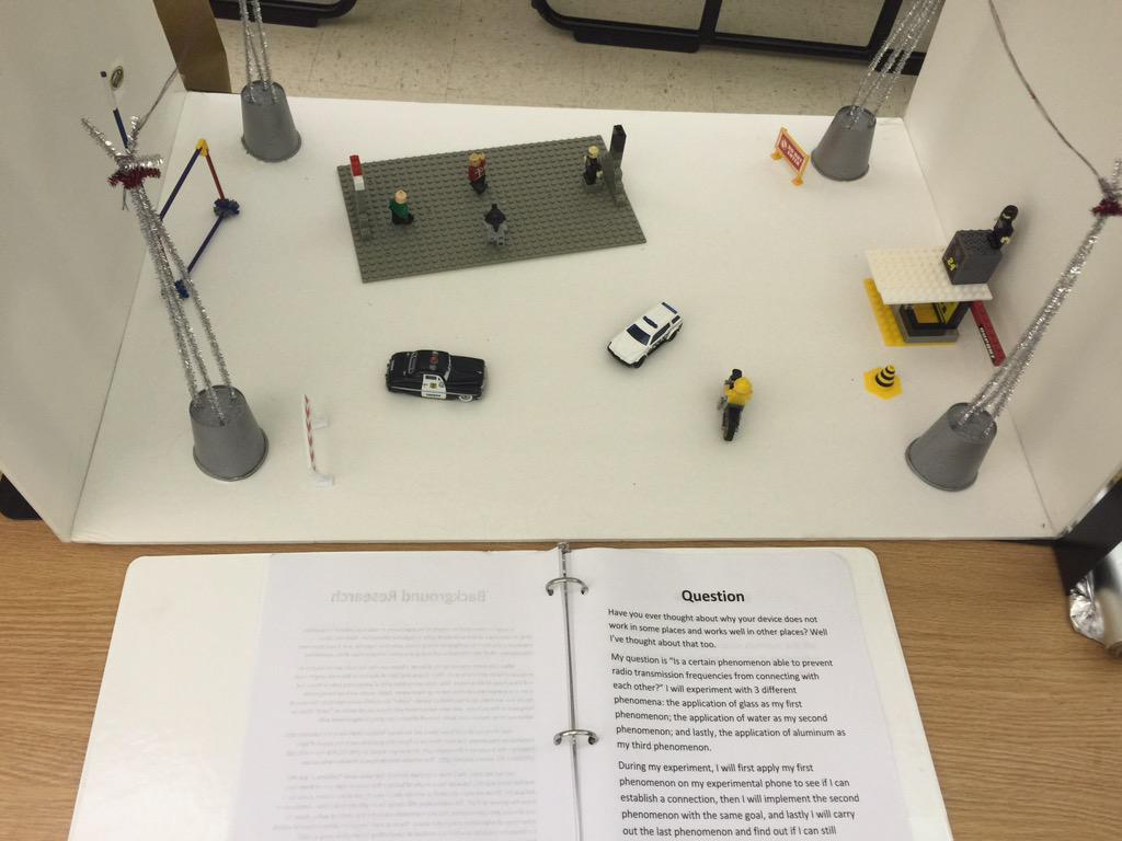 TechTeacherBerg's tweet photo. @TechTeacherBerg: Scientifically impressive! Way to go Bobcats! Thanks judges! @sbcek5 @FultonCoSchools @Supt_Avossa http://t.co/yZVEEOvd9X