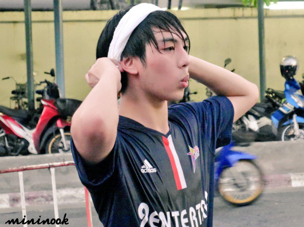 คิดถึงไวท์โว่เนอะ นานแล้วอ่าาา #หล่อทะลุทามไลน์ #จะไม่ยอมเห็นรูปนี้คนเดียว #lovesicktheseries <a href="/n_whitewo/">whitewo</a>