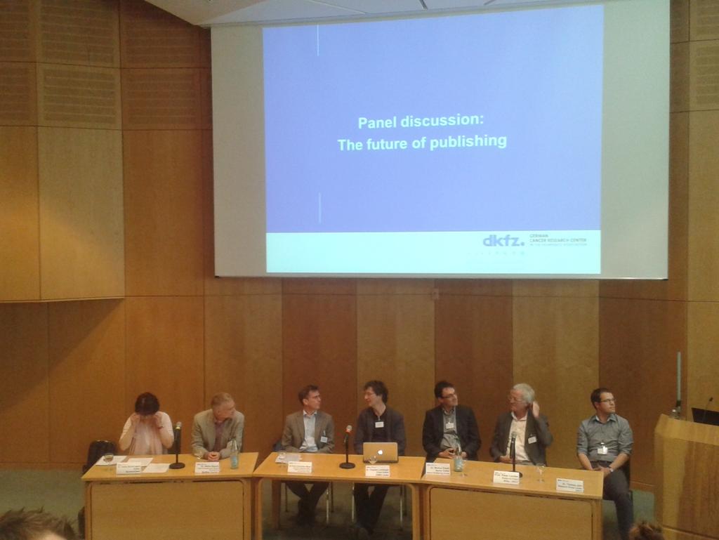 85Kiared's tweet photo. #pubcareerday the future of publishing..ready, goo! http://t.co/pRXqRTw868