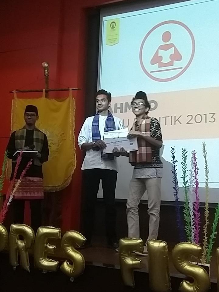 BEM FISIP UI tweet media