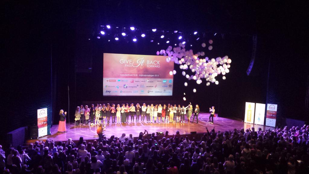 Takk til alle som har bidratt til at <a href="/odanettverk/">ODA-Nettverk</a> kan feire 5000+ medlemmer og 10 år! #inspirasjonsdagen2015