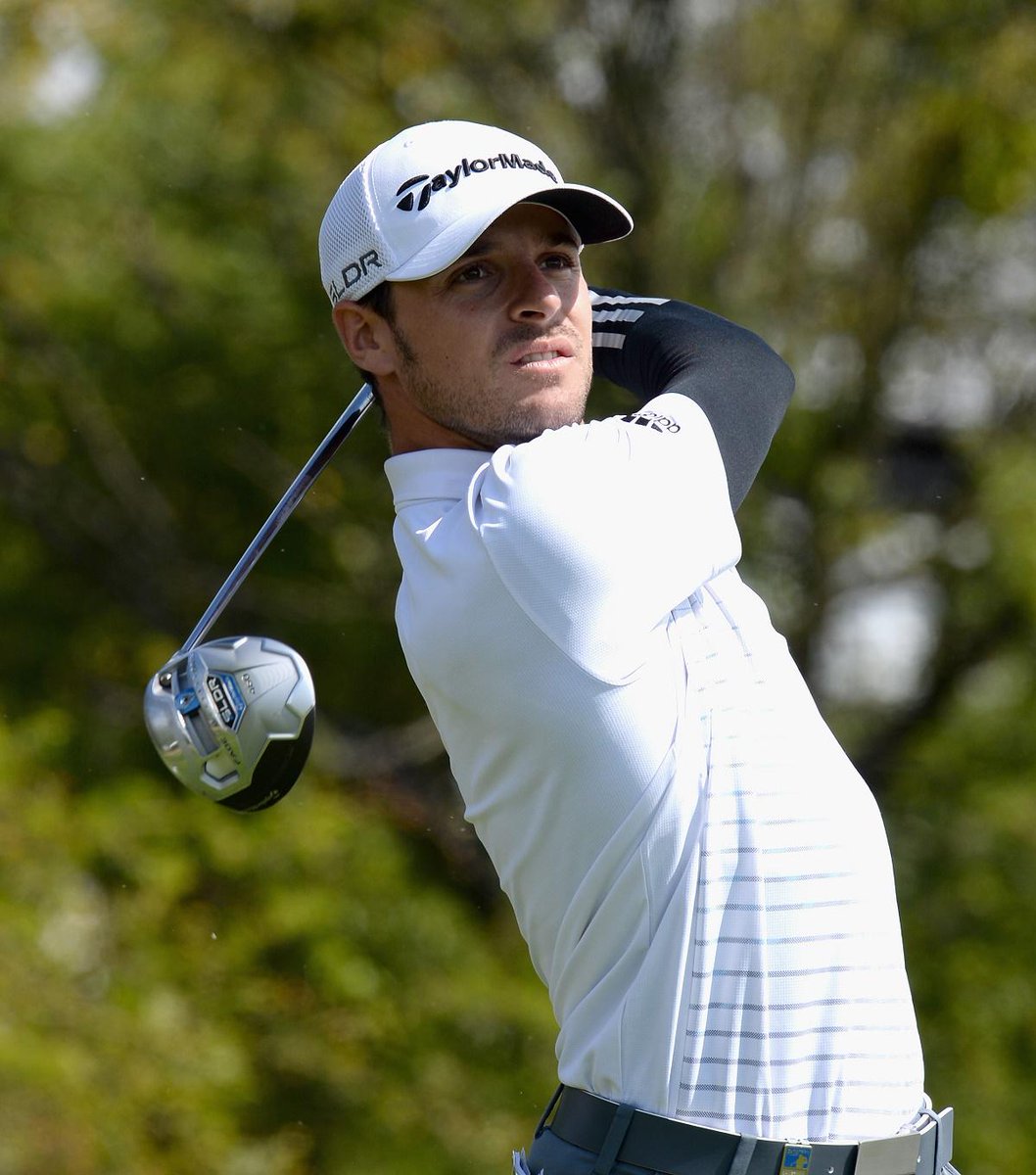 HOLE-IN-ONE AT A PAR FOUR! ALBATROSS! Javier Colomo at the 334-yard ninth hole! That's outrageous behaviour Javier.