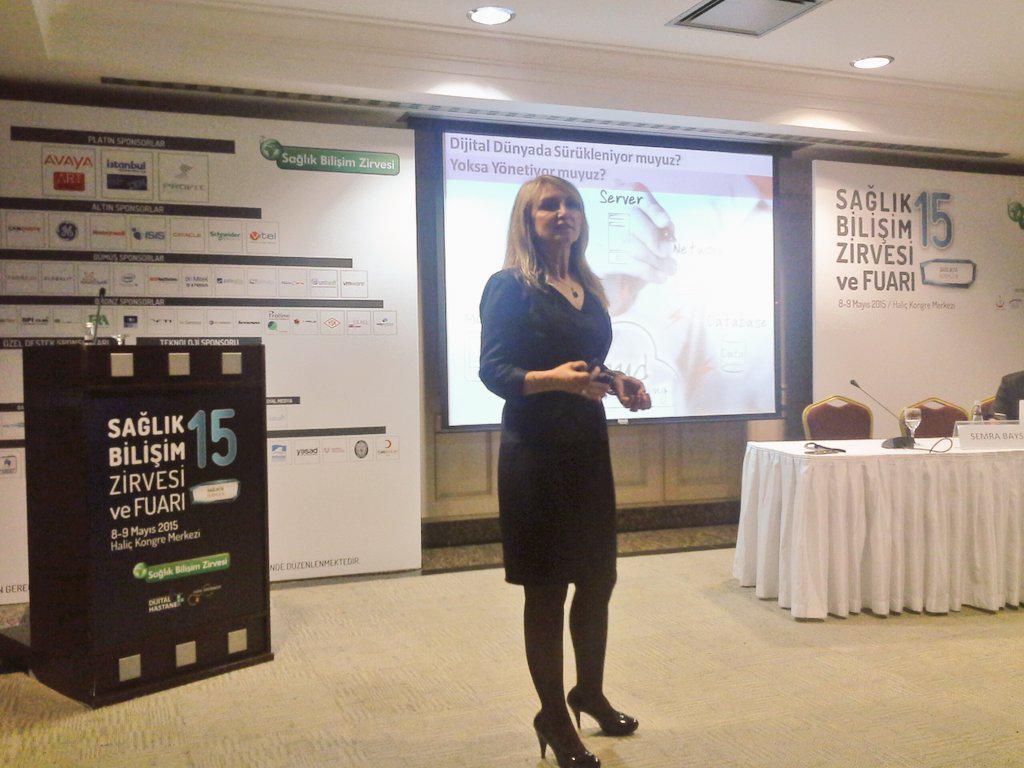IstHCMpIatform's tweet photo. #SBZ15 Dijital Medyada İtibar Yönetimi otrm konuşmacısı Okan Üni.Öğr.Görevlisi Sy. Semra Baysan sunumlarını yapıyor. http://t.co/3vqyO37ySf