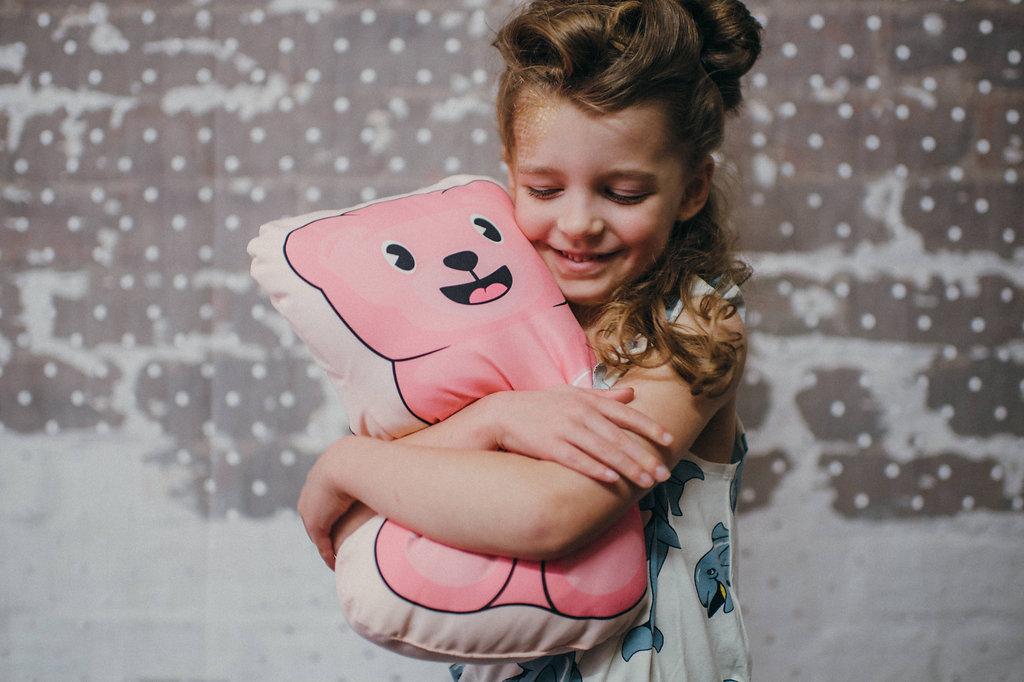 The super-soft <a href="/wooufbarcelona/">Woouf!</a> cushions are popular with kiddos today, check out the range goo.gl/1TgTTr