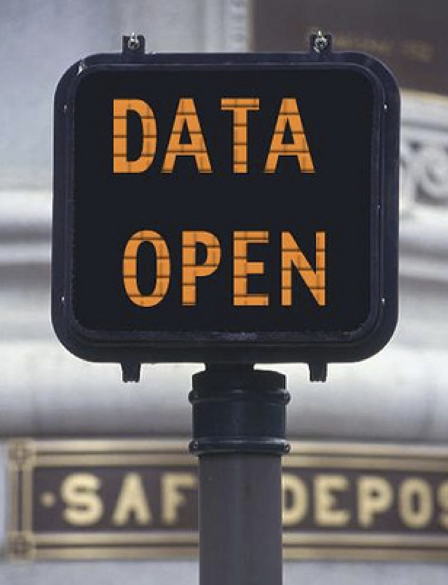 labelinsight's tweet photo. Chief Data Officers - critical for a greater focus on data optimization - and much more --> http://t.co/vdCG5OiTYJ http://t.co/K00IfPclUG