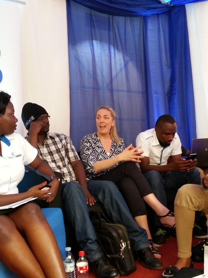 Victoria from <a href="/StanChart/">Standard Chartered</a> UK gives a brief of they are fighting spread HIV with @mtvstayingalive  #IknowKati