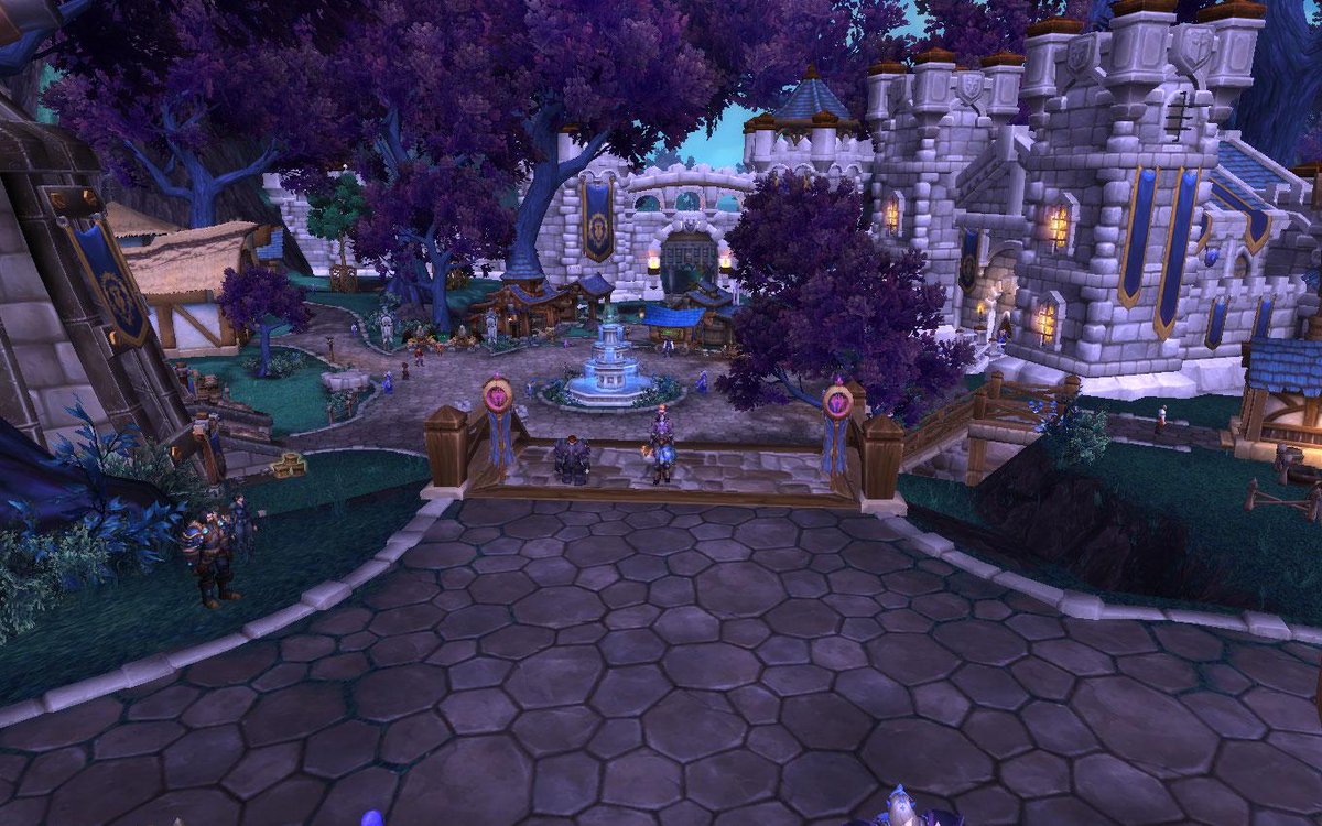 JoannDEvans's tweet photo. Chilling in my Garrison with #pepe & #Delvar #Warcraft #genevri #fridayafternoon! http://t.co/4j6J2qZR3U