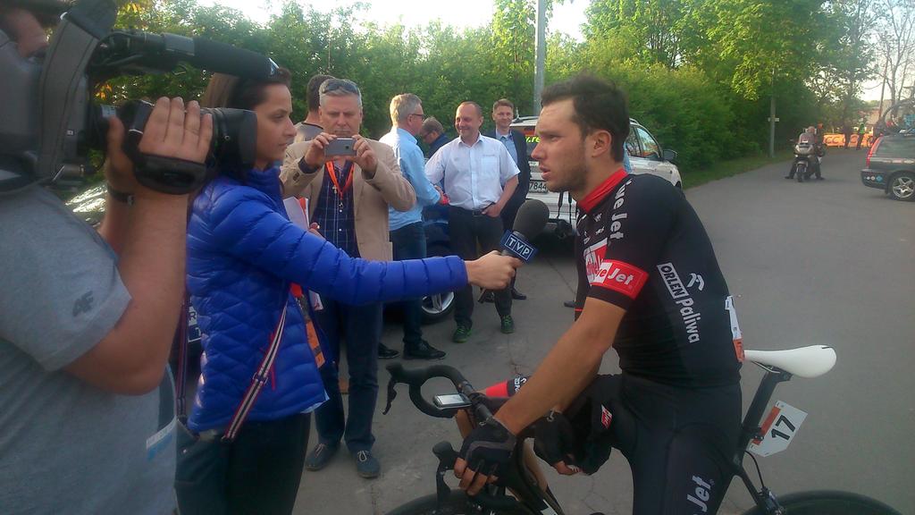 VERVA_Activejet's tweet photo. New leader and winner of stage 3 @PawelBernasOffi!!! #Grody2015 http://t.co/qxTrEmPctQ