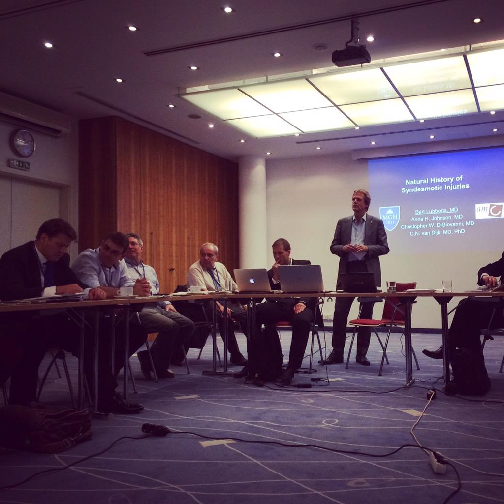 matteogueMD's tweet photo. Current concepts meeting on chronic syndesmotic instability @ESSKA_AFAS @Ankleplatform http://t.co/Ya1PfxIRe2