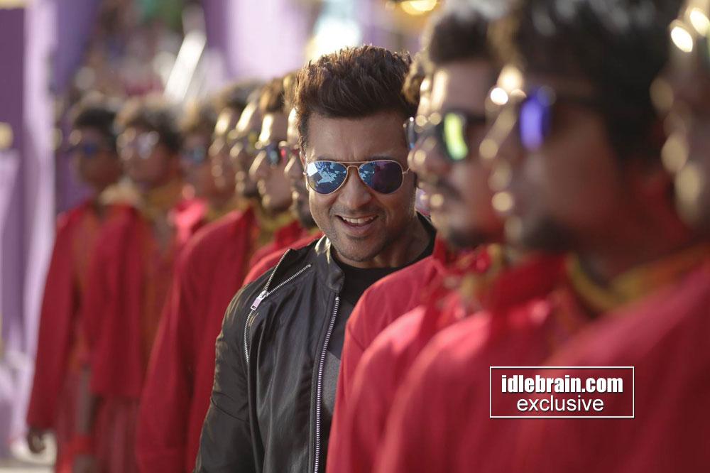 PrathyushSurya's tweet photo. @Suriya_offl #MASSSAudioFest http://t.co/VZl8Ufymnm