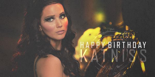 ellaaclan98's tweet photo. Imma tweet it instead then #swag #HappyBirthdayKatniss #eheheheheheh 🎂🍰🎂🍰🎂🍰🎊🎊🎊🎈🎈🎈🎈🎈🎉🎈🎈🎊🎊🎈🎈🎈🎊🎈 http://t.co/QOwr70s19d