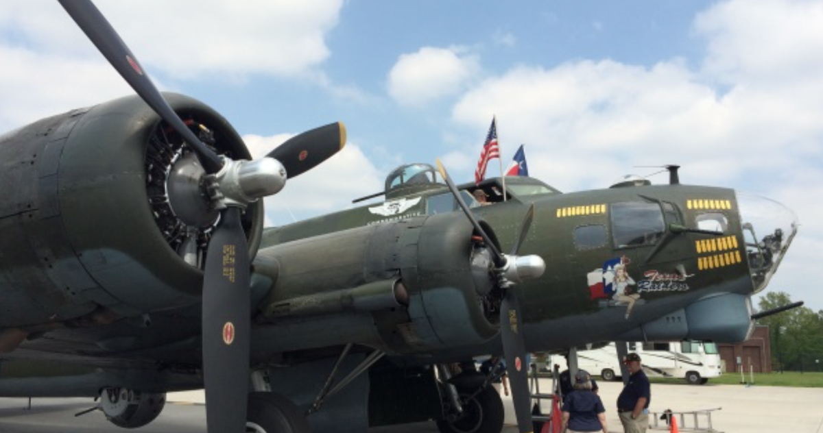 Militarydotcom's tweet photo. WWII-era planes are doing a historic flyover in DC to mark the 70th anniversary of VE Day: http://t.co/EtSgTjMZvN http://t.co/NMFIwQ8ED8