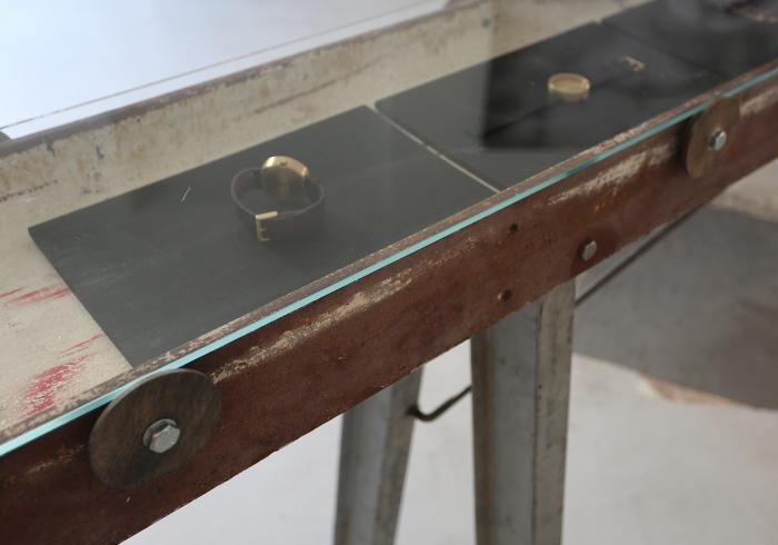 OneHubContract's tweet photo. #salonedelmobile para exponer relojes http://t.co/ct18BwGWPC