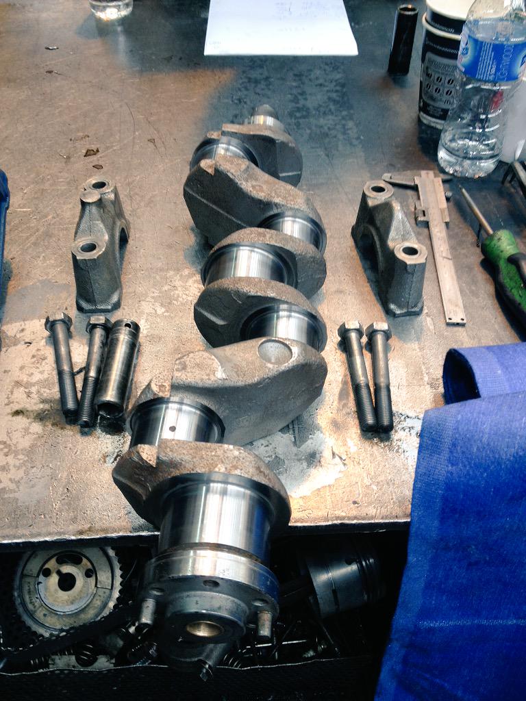 APCARSKENT's tweet photo. Mille Migila Engine be in car by midnight, may b http://t.co/T8haDlH7E2