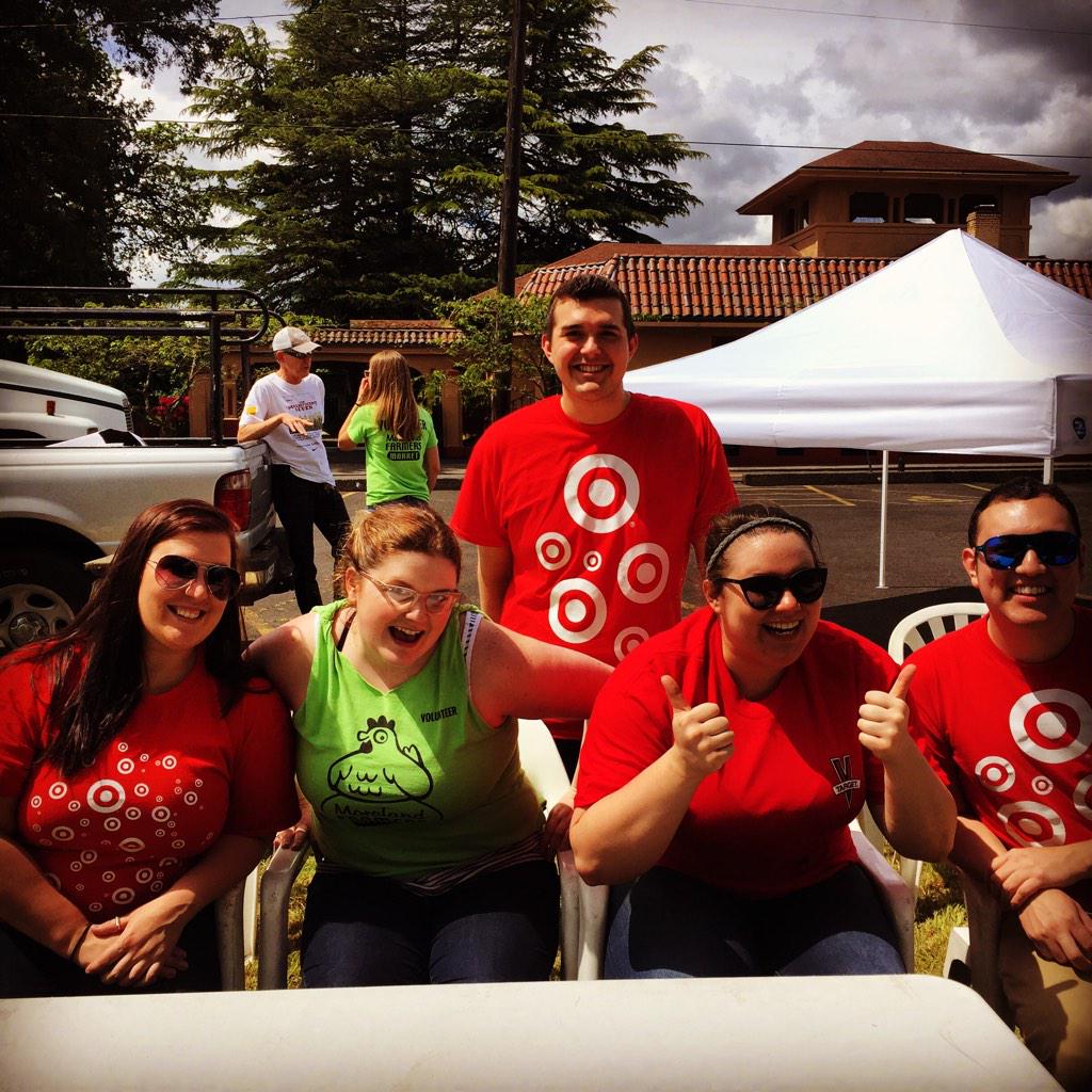 erinewelsh's tweet photo. #t2791 volunteers! @alessandrafritz @Joe_Bro57 @ZackMoya @ickygurl89 http://t.co/KWo4MRqj4F