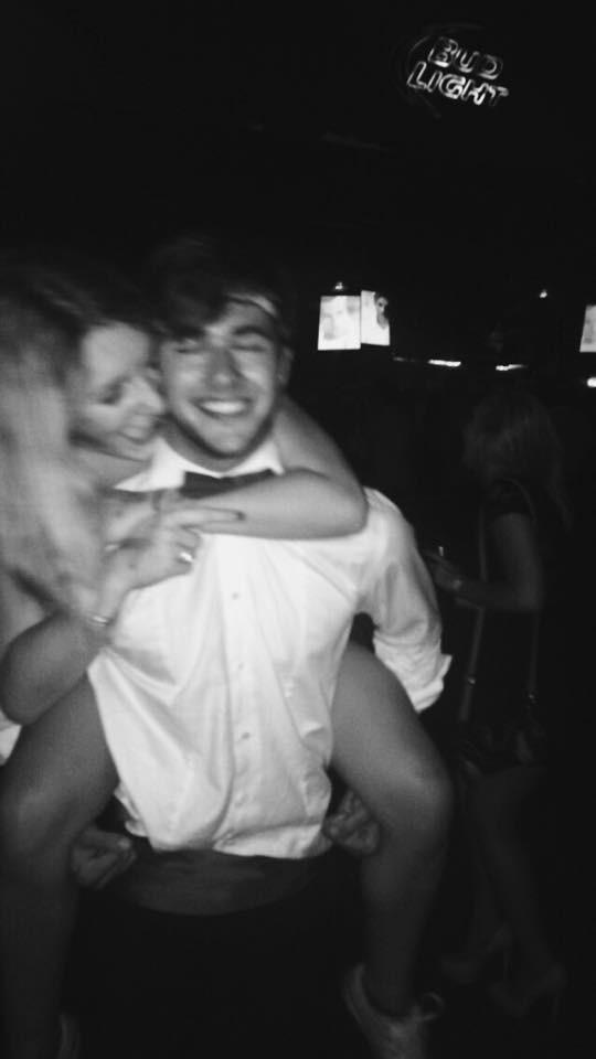 AustinBlake78's tweet photo. Can't wait to be with this amazing young lady next year in college. Never a day where I don't miss her. http://t.co/5SgEosrLgd