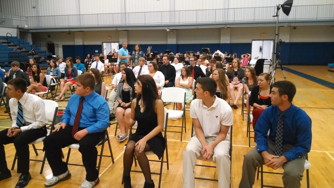 CaboolSchools's tweet photo. @CaboolSchools graduation practice.  #classof2015 http://t.co/UzgGN4kY27