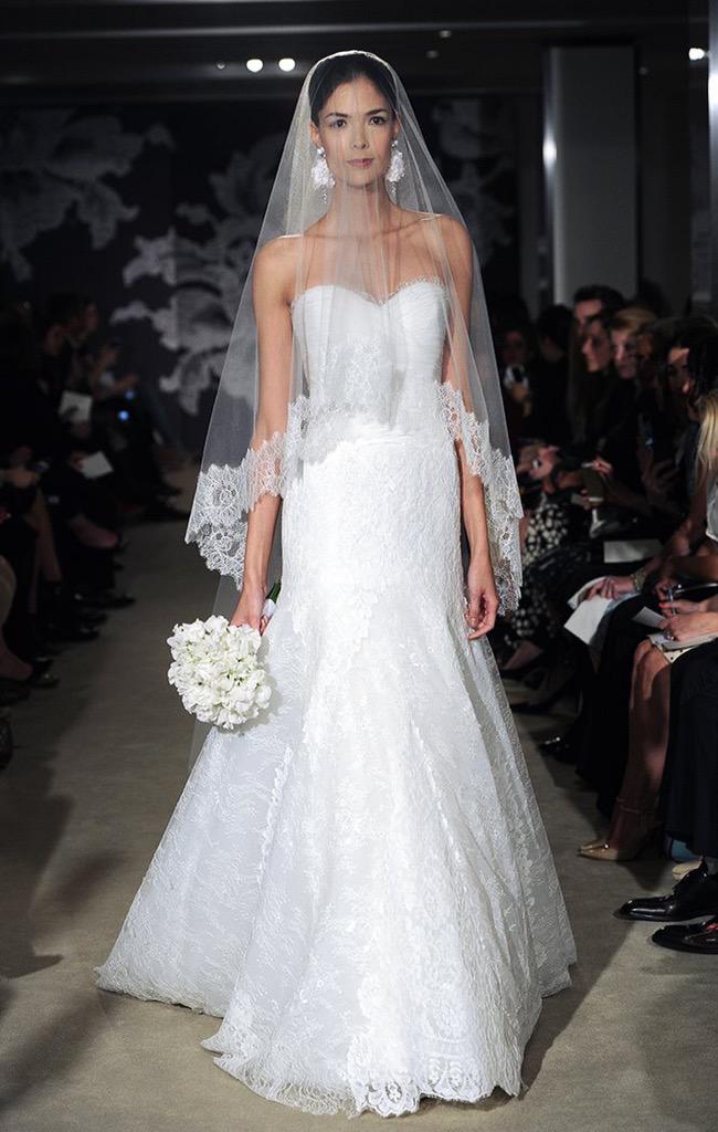 FabFrocksCLT's tweet photo. That dress though! Meet Corrina by Carolina Herrera! @houseofherrera #weddinggowns #weddingdress #sample #samplestore http://t.co/PW0KHGAjZ9