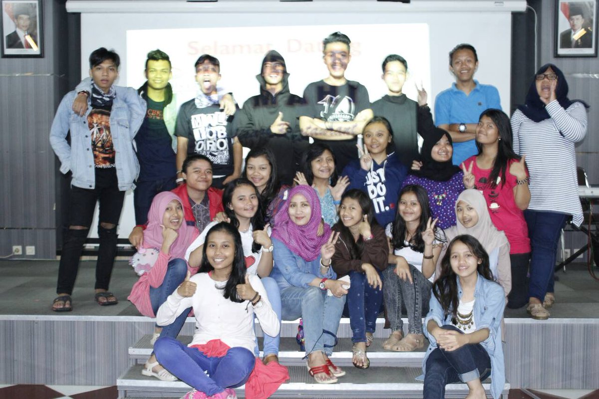 ainimoon's tweet photo. @Xlsocial2sman6 http://t.co/PLmRUBTWBO