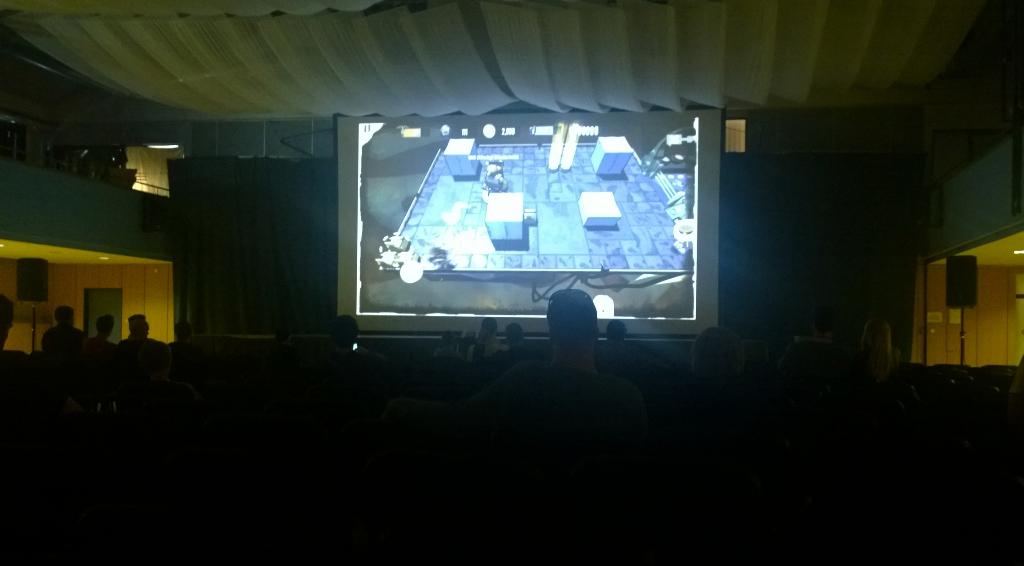 spacejunker's tweet image. Lets play Future Factory in a movie theater @fun2robots #GameDay #Trebon