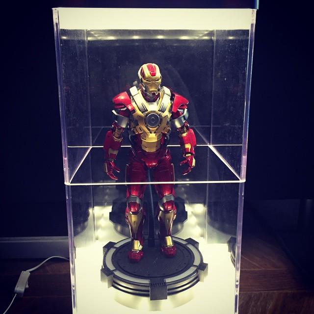 orosell's tweet photo. Question:
should I get more #Synas LED boxes from #Ikea for my #hotToys Iron Man? It would… http://t.co/XtvgRsDyJB http://t.co/OgbXXLzkfB