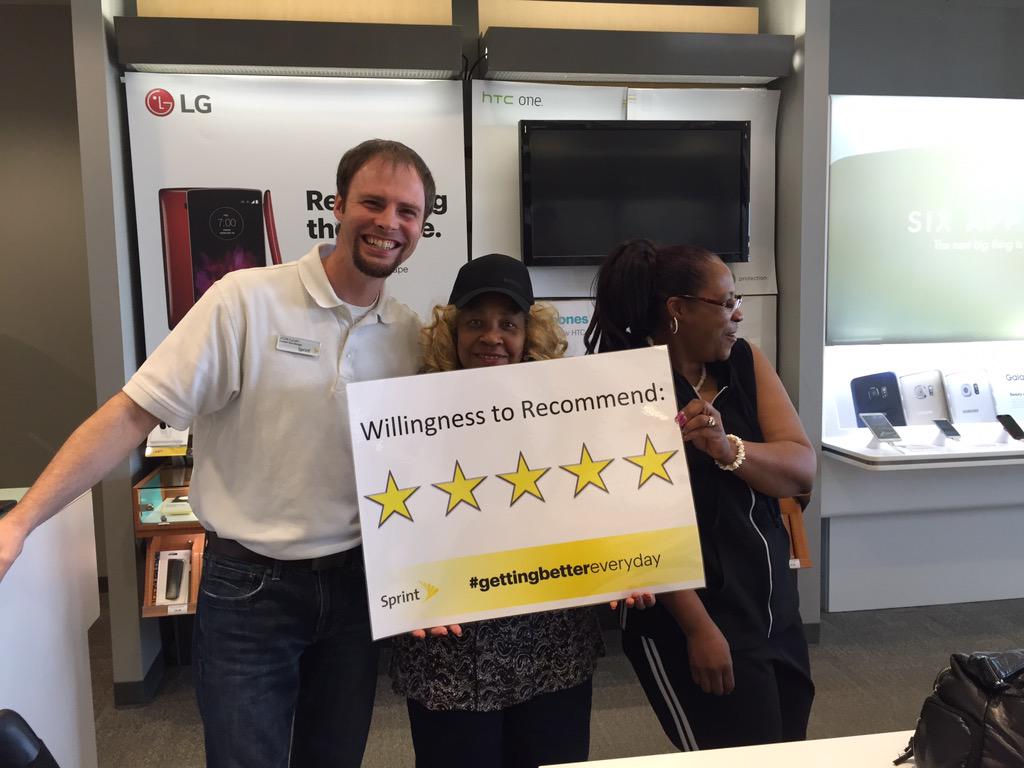 jayfly77's tweet photo. This very satisfied customer is willing to recommend Sprint all day every day #gettingbettereveryday http://t.co/Nort1DulTG