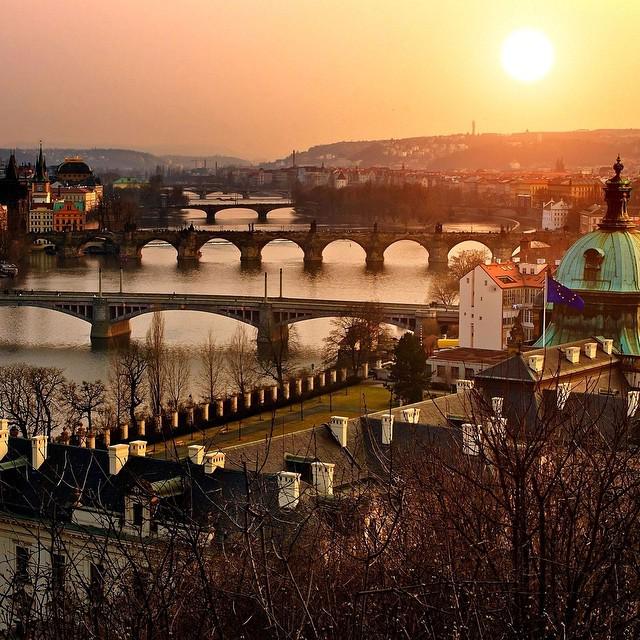 andrecostaac's tweet photo. Hello hello Prague! 😜😘
_
#prague #prahe #europe #beautiful http://t.co/WBmQ8GqFSv