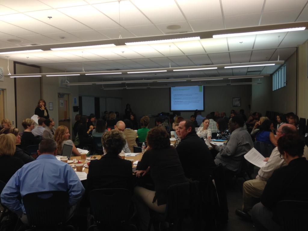 grubertracy's tweet photo. Urban School Improvement Forum! #NevadaReady http://t.co/aJg7yg7L9R