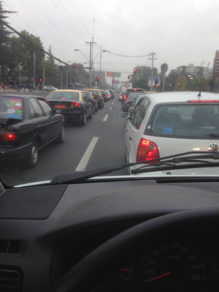 Alronso's tweet photo. #taco40 en Gran avenida 😫 http://t.co/JBFk4GBZ0C