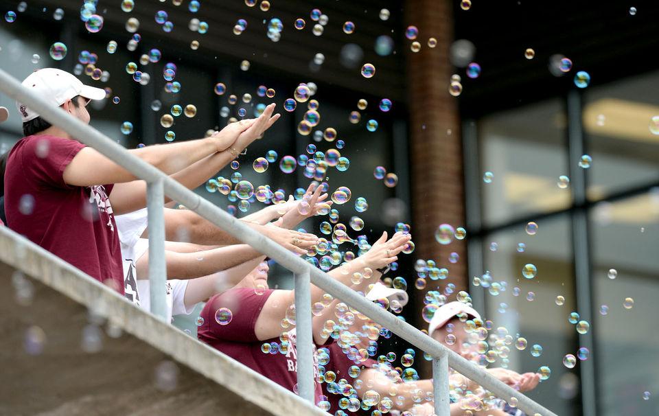AggieBaseball's tweet photo. 250 bubble guns will be given out today thanks to @CCCreationsUSA!

#BubbleOutBlueBell
#ArriveEarly

vs. SC | 6:30pm http://t.co/Y6fQU9XeXN
