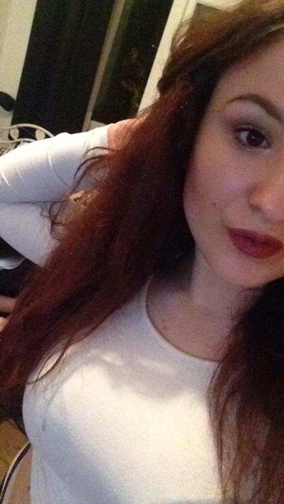 emsfabianixo's tweet photo. got dressed up for no reason, my favourite hobby 💫 http://t.co/6u39xqx7ot