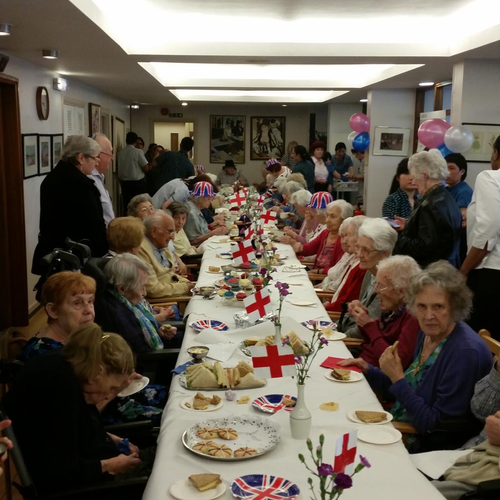 DavidBurrowesUK's tweet photo. At #springview for 1st event as re-elected MP to celebrate freedoms secured 70 yrs ago by eg spitfire pilot #VEDay70 http://t.co/xFg2kdbwZB