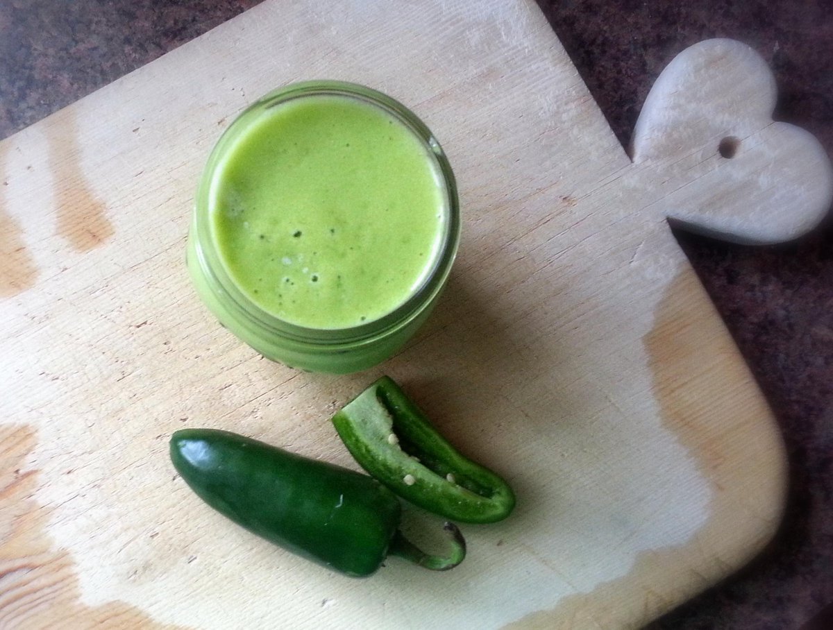 badkittyusa's tweet photo. 3 Ways Green Smoothies Are Like Your First Pole Invert @PoleBody #BadKittyBlog http://t.co/GZt6SNyBa6 http://t.co/NKM5koVnNB