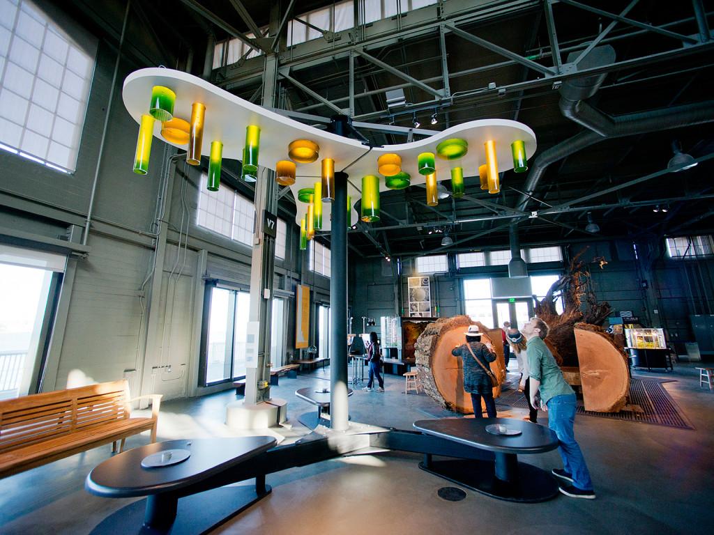 WIRED's tweet image. We picked 12 awesome places to take mom this weekend wrd.cm/1QtOLt1